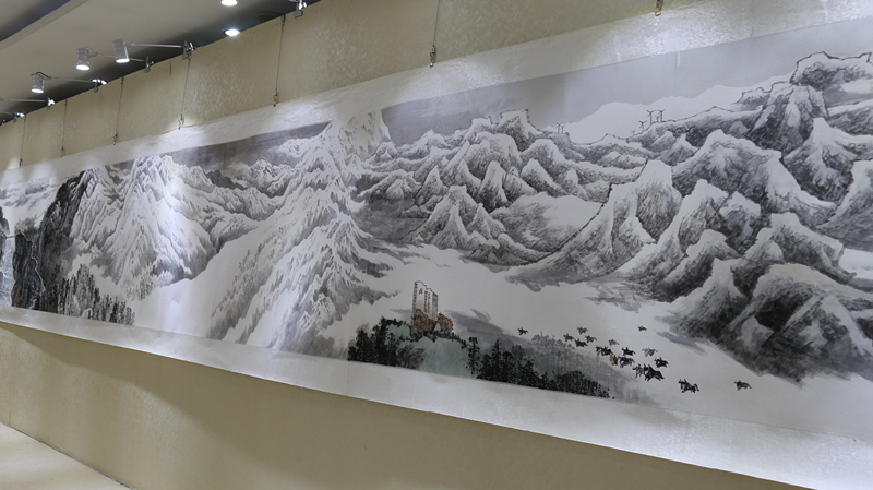 80米《万里长征新画卷》首现北京,江西国画精品展开幕