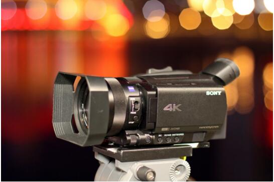 索尼摄像机AX700 让直播更专业