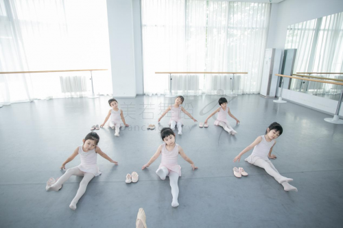 孩子学芭蕾的正确打开方式,父母快来涨姿势!
