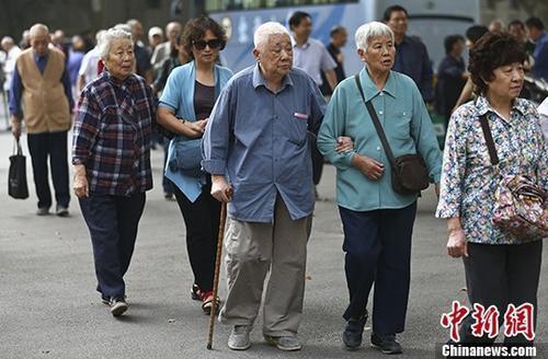 退休人员资料图。<a target='_blank' href='http://www.chinanews.com/'>中新社</a>记者 泱波 摄 