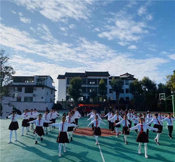 云南丽江上海新纪元学校：构建高质量教育发展体系 打造小学部办学特色