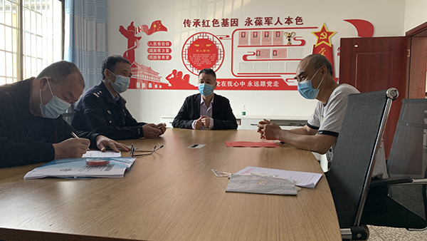 萍乡莲花县交通运输局开展疫情防控劝导和宣传活动