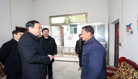  Liu Feng carried out a Spring Festival visit and condolence in Leping and investigated the work of promoting party building and rural revitalization
