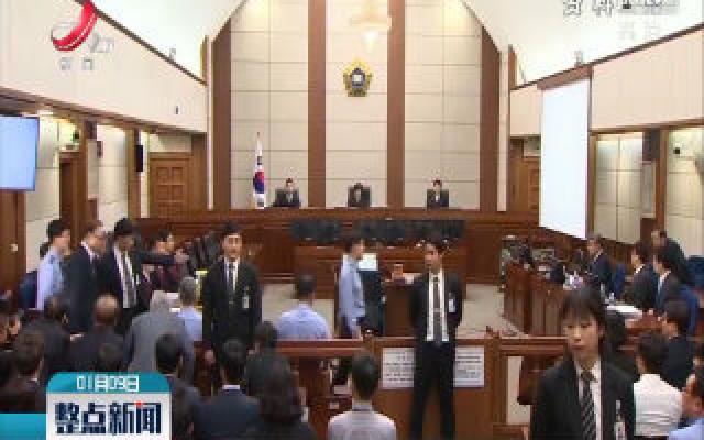 韩国检方寻求判处前总统李明博23年监禁